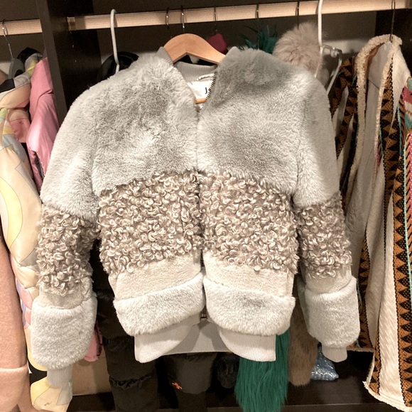 John and Jenn Fur Bomber Jacket - Picture 2 of 4